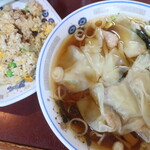 飛龍 - 料理写真:ワンタンメン＆チャーハン