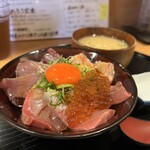 居酒屋 大心 - 海鮮いくら丼（1300円）