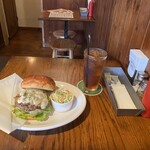 コディーズ - ドリンクは烏龍茶