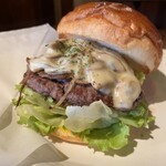 コディーズ - オニオンマッシュルームバーガー