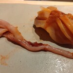 すしやのたい悟 - 赤貝握りと、赤貝紐