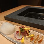 和牛懐石 但馬屋 梅田 - 旬の果実✕ももの炙り