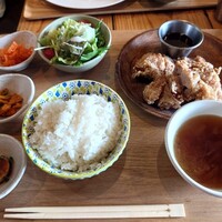 piccole lampare & rooftop Sky Bar - サラダから食べました