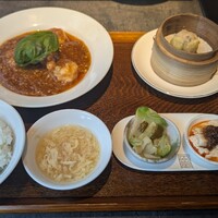 正宗広東私房菜サワダ 梅田エスト店 -  正宗広東私房菜サワダ 梅田エスト店 -