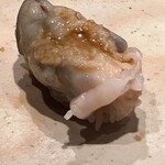 すしやのたい悟 - 追加の鳥貝さんでーす。