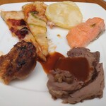 ブラッセリー＆ラウンジ 「シアラ」 - ローストビーフ、食べ放題♪