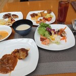 ブラッセリー＆ラウンジ 「シアラ」 - ビーフやエビが美味♪