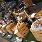 ブラッセリー＆ラウンジ 「シアラ」 - イチゴもりもり、デザートパラダイス♪