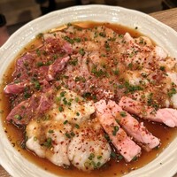 炭火焼肉ホルモン うしごろ 中目黒店 - 
