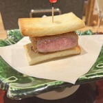 和牛小皿しんうち - 真打コース　和牛ヒレかつサンド