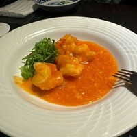 博多華都飯店 - 大ぶりで食べ応えがあり、ありきたりな表現だが、ぷりっぷり。
