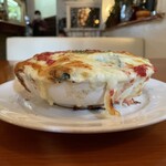 カフェ・ドゥ・トワ - はみでる〜ぅ。