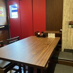 鰻の琉紅 - 店内の様子です。