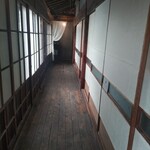 ほっぺ - お手洗いまでの路