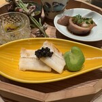 恵比寿 鮨 謙心 - 穴子白焼　塩代わりキャビア乗せ