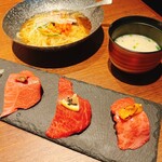 和牛焼肉やくにく 徹 - 