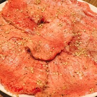 焼肉うしごろ 新宿三丁目店 - 