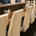 アジフライセンターおむこさん - カウンター