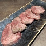 焼肉ハウス大将軍 - 上タン