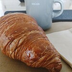 Onion - 大きなクロワッサン