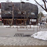 レストラン酢重正之 - 酢重ギャラリーダークアイズから酢重のレストランみる