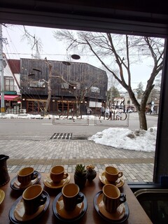 レストラン酢重正之 - 酢重ギャラリーダークアイズから酢重のレストランみる