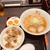 喜多方ラーメン 坂内 博多駅前店