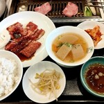 アジヨシ - 焼肉定食