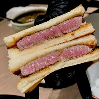 焼肉牛印 神楽坂店 - ⑩【牛印名物】シャトーブリアンステーキサンド