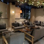 시샤 카페＆다트바 C.STAND 이케부쿠로 서구치 에키마에점