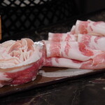 食べる世界遺産 今帰仁アグーと沖縄料理 琉球千年豚 - 料理写真:今帰仁アグー盛り合わせ