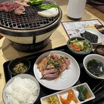 大衆焼肉 かまど屋 - 