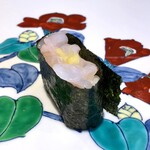 寿司栄 華やぎ - 白エビ。