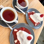 tables cook&LIVING HOUSE - 