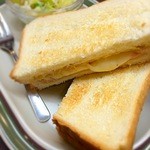珈琲の店都亜 - ハムチーズトースト