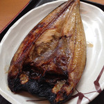 柿崎商店 海鮮工房 - ほっけ焼き510円。脂が乗って美味しかった。