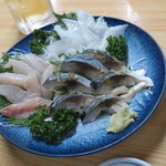 釣人居酒屋　川名 - 刺身　〆鯖昆布ジメ　釣物魴鮄　エンガワ