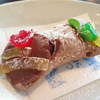 カンティーナ シチリアーナ トゥット イル マーレ 銀座4丁目 - チョコ味のカンノーリ