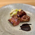 柚木元 - 本州鹿タン一本焼き 白菜 金柑 乾燥香茸ソース