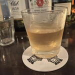 日の出理容院 - エズラブルックスのロック（700円）