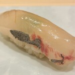 虹吉 - シマアジ