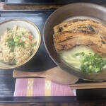 沖縄そば なかざ家 - 