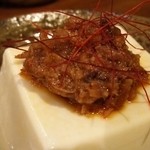 エガサン - 自家製食べるラー油のせ冷やっこ