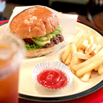 GRILL BURGER ＆ ROAST CHICKEN SASA - アボカドバーガー (1050円) '14 6月下旬