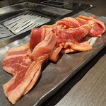 赤身肉とホルモンの店　惣 - 