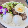 カフェ アロアロ