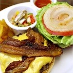 エーエス クラシックス ダイナー - ７月１２日～のガウディ展コラボメニューバーガー