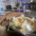 酒と焼肉ニュートミー - 