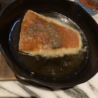 THE APOLLO - ハチミツと、アンチョビの味が隠し味？カロリーはすごくと思う