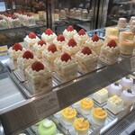 広島アンデルセン - ケーキ